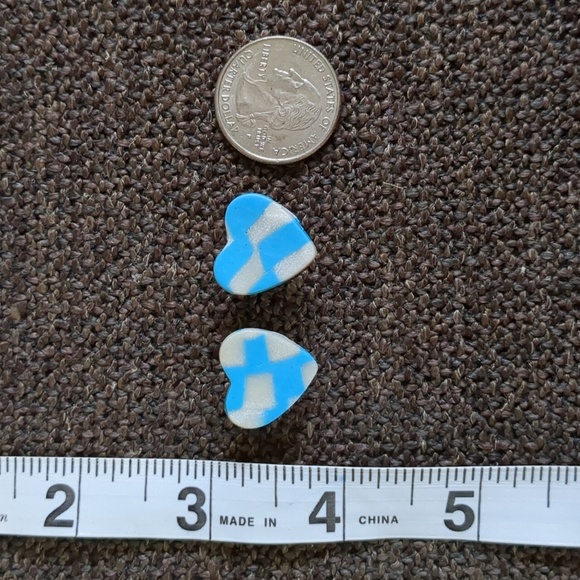 Checker Heart Blue White Stud Earrings - Picture 3 of 3